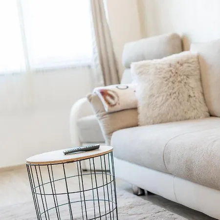 Apartment Barocco Apartman By Bltn Siofok